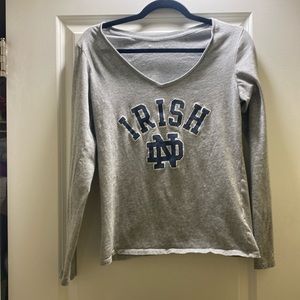 Notre Dame. Fighting Irish long sleeves tee. Size m. Champion